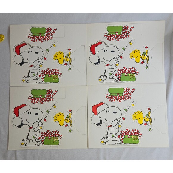 Peanuts Collectible Mixed Lot 30 Snoopy Charlie Brown Books Toys Stickers Bottle - Picture 2 of 16